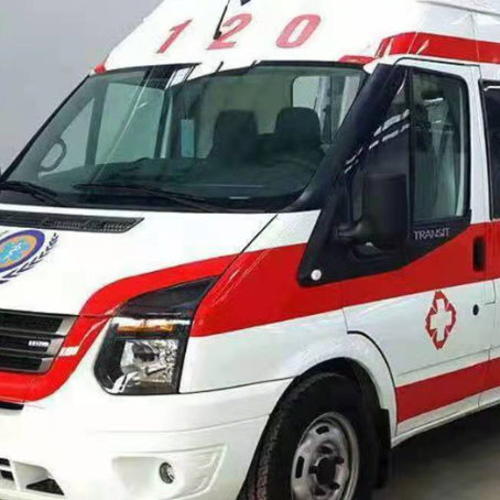 信丰非急救护送病人转院租赁救护车的优缺点对比